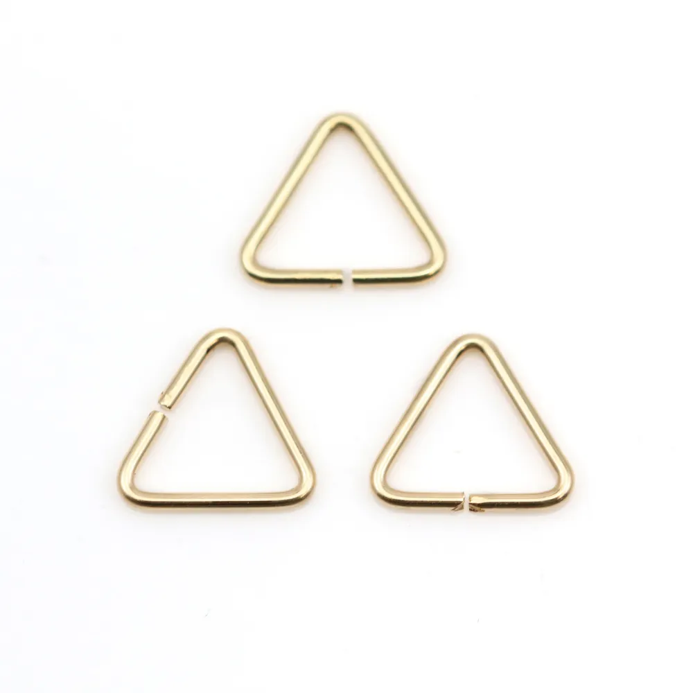 Anneaux ouvert triangle en gold filled 14 carats 0.76x7.6mm x 4pcs