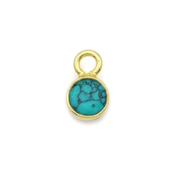 Turquoise reconstituée ronde facettée sertie sur argent doré 5mm x 2pcs