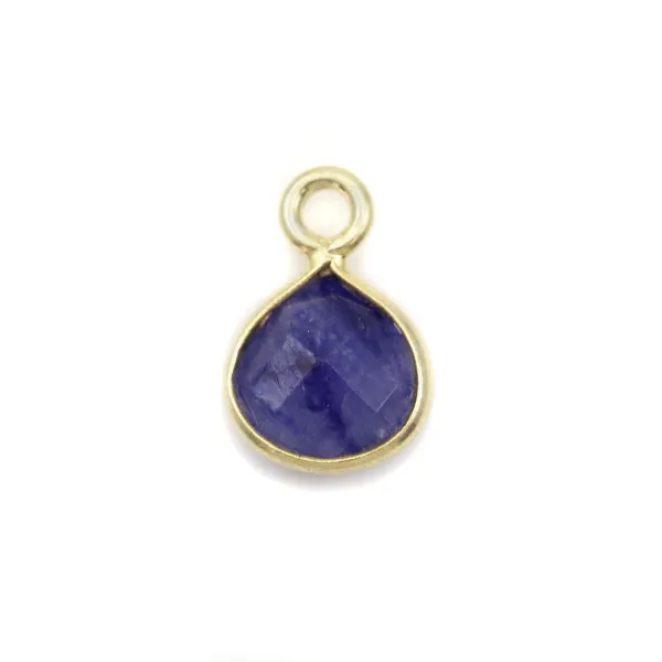 Faceted drop-shaped treated stone charm in sapphire color set in gold-plated 925 silver 7x10mm x 1pc