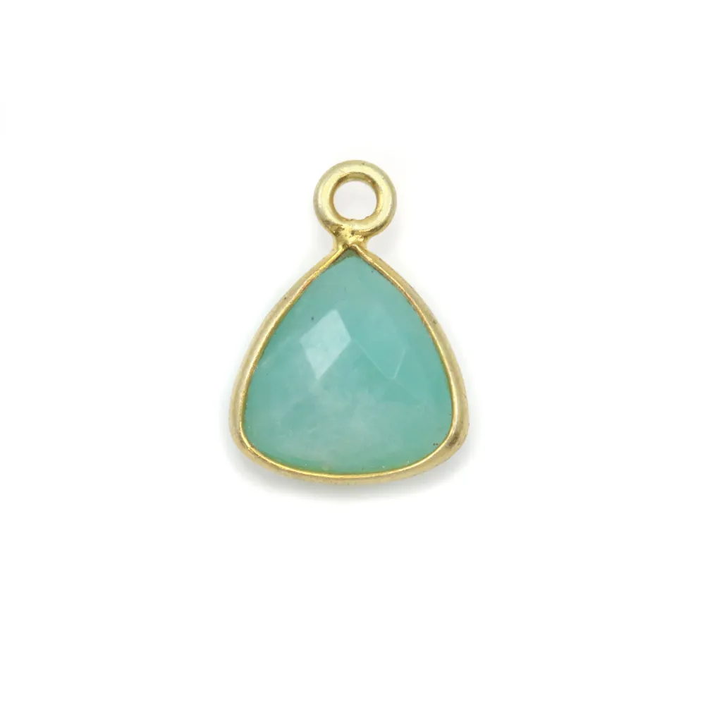 Amazonite triangle facettée sertie sur argent doré 9mm x 1pc