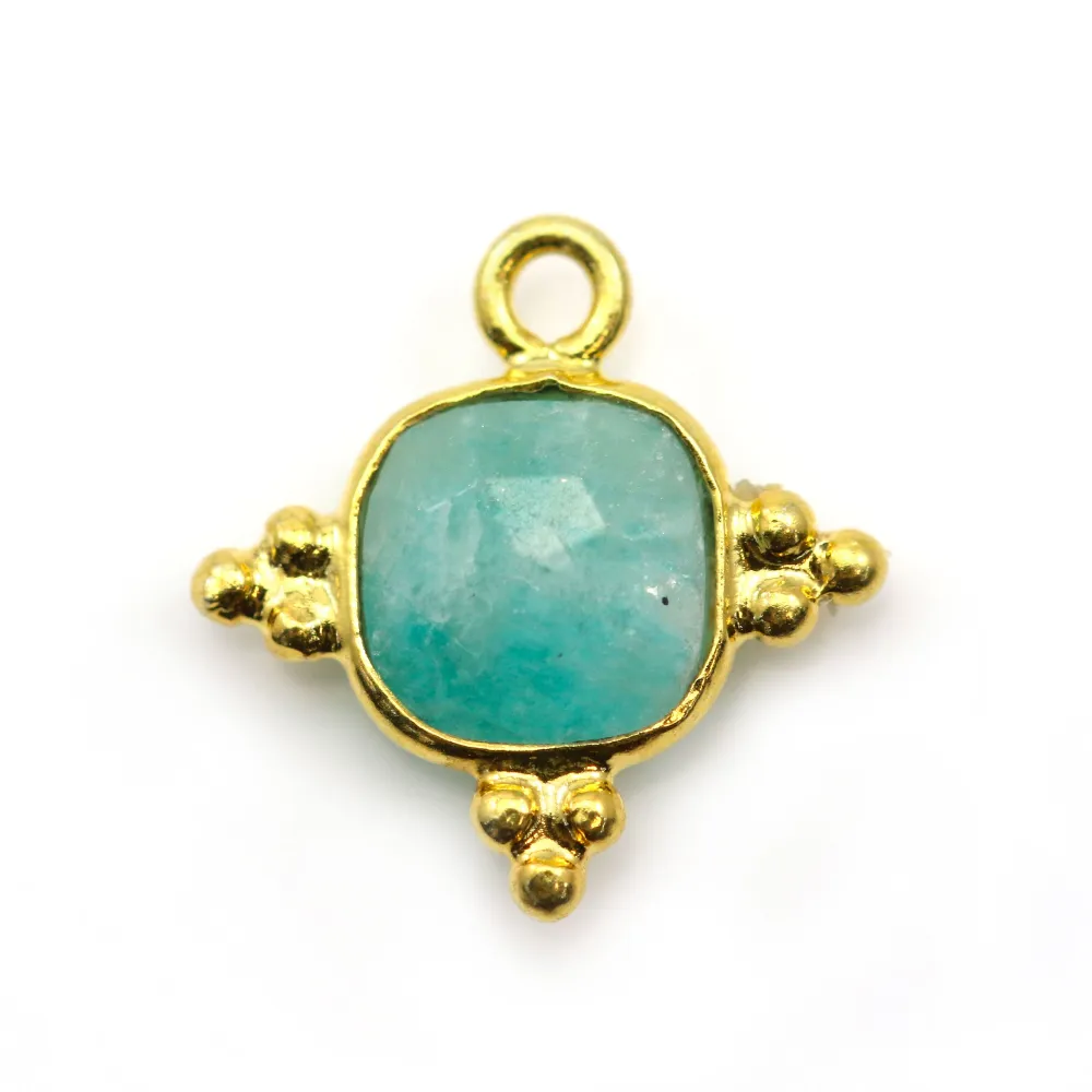 Breloque en Amazonite carrée facettée serti argent 925 doré à l'or fin 13mm x 1pc