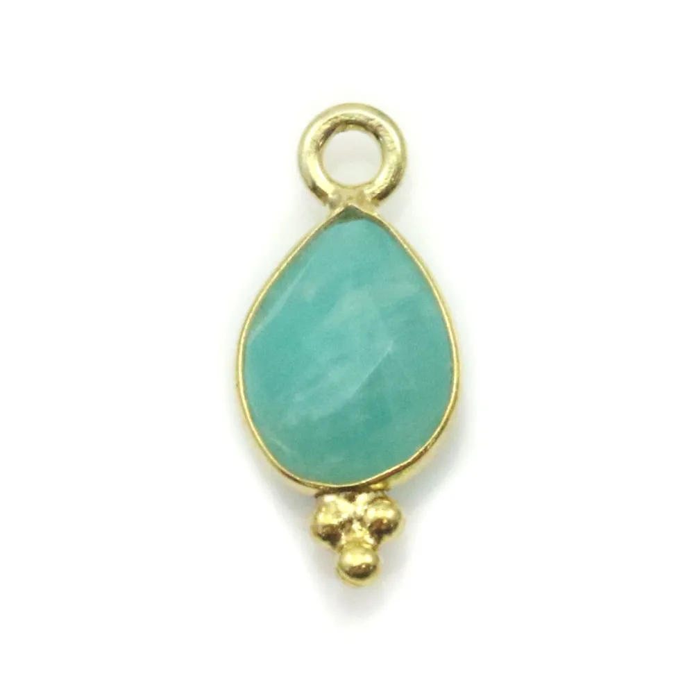 Breloque en Labradorite goutte facettée sur argent doré 7x15mm x 1pc