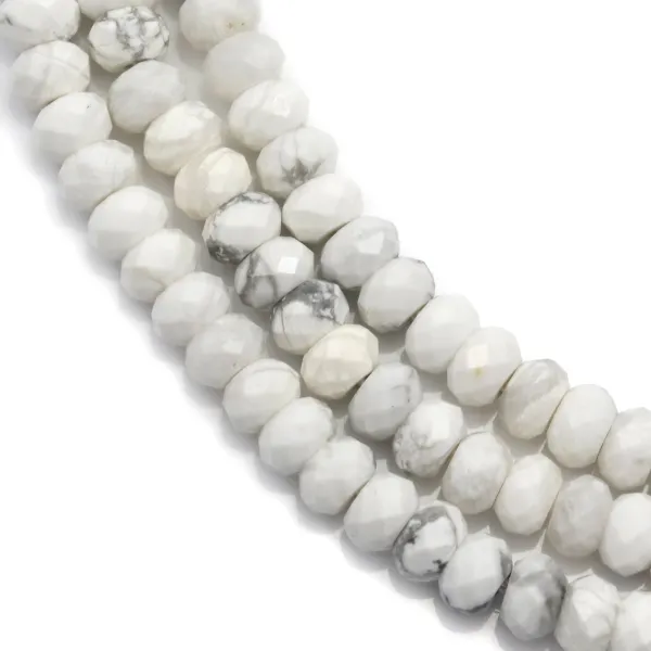 Howlite branca, em forma de rondela facetada 3x4mm x 39 cm