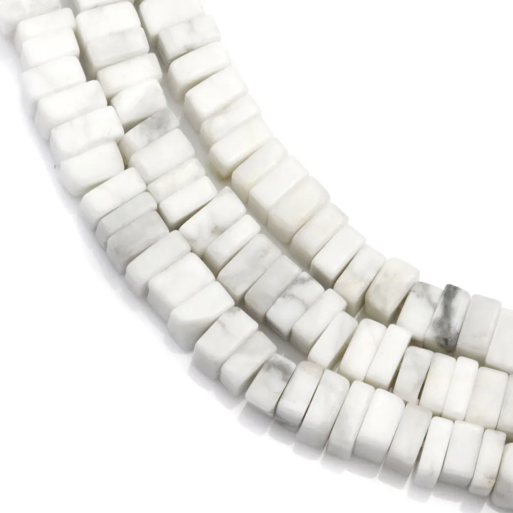 Howlite blanche, forme rondelle carré, 2.5x4.5mm x 40cm