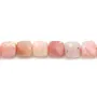 Opale rose, de forme cube facetté, 4.5-5 mm x 40cm