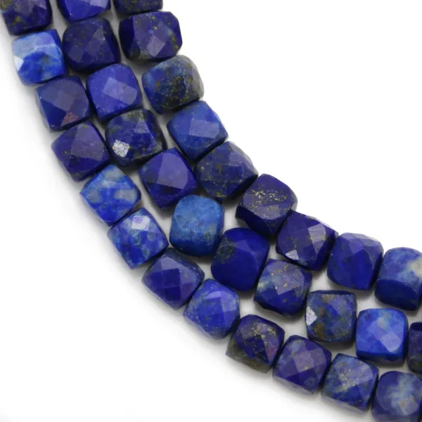 Lapis lazuli, de forme cube facetté, 5 mm x 40cm