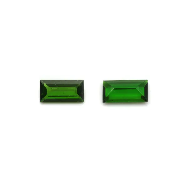 Tourmaline verte à sertir, baguette 4-4.2x8-8.2mm x 1pc