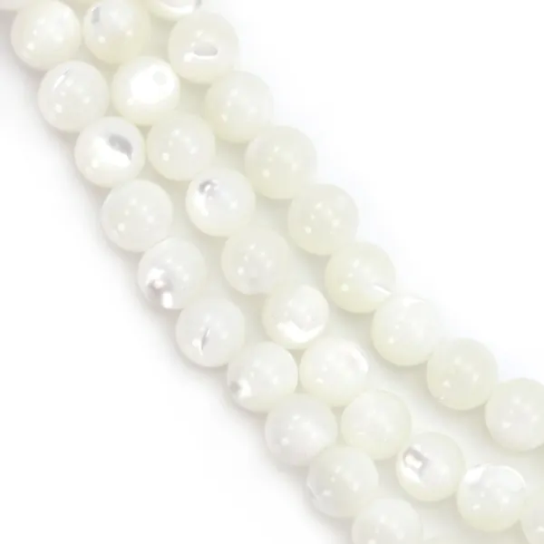 Nacre blanche en billes sur fil 4mm x 40cm