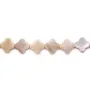 Nacre rose en forme de trèfle sur fil 10mm x 40cm