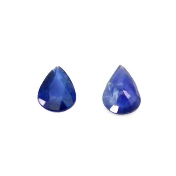 Saphir de couleur bleu, à sertir, taille poire 3x4mm x 1pc