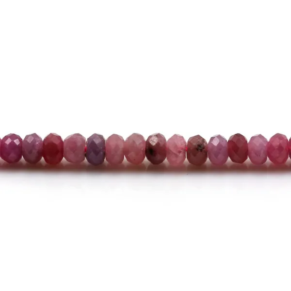 Rubis rouge,en forme de rondelle facette 3x4mm x 40cm