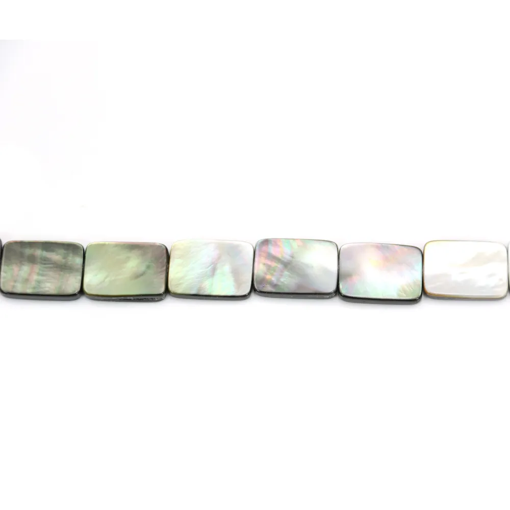 Nacre grise en forme de rectangle sur fil 10x14mm x 40cm
