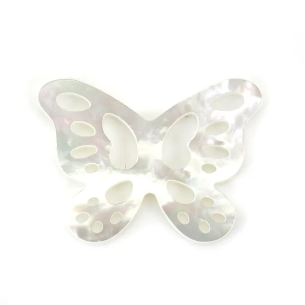 Nacre blanche en papillon, ajourée 14x19mm x 1pc