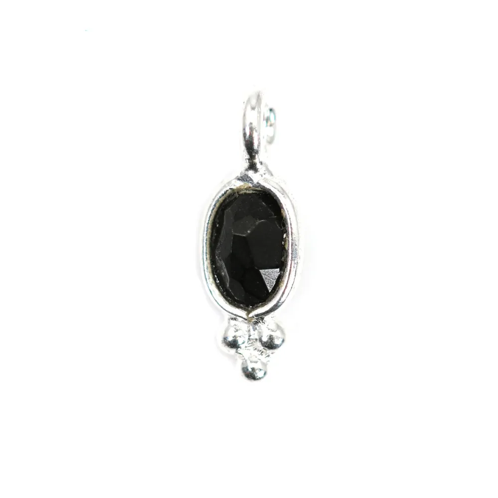 Onyx Preto Oval Facetado Encantado em prata 925 4x11mm x 1pc