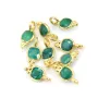 Grüner Achat Charm quadratisch facettiert mit eingefasstem Silber 925 vergoldet 5x11mm x 1St