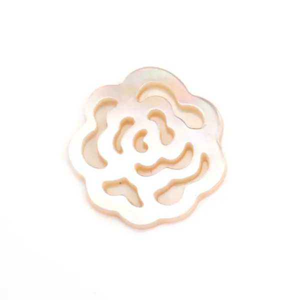 Nacre rose ajourée en fome de fleur 14mm x 1pc