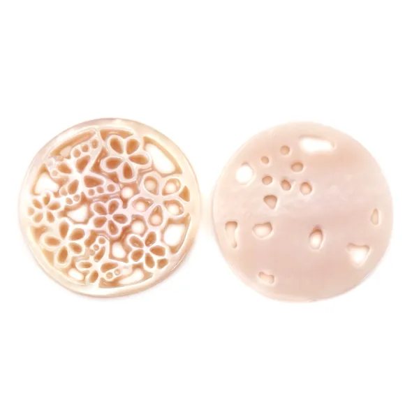Nacre rose et ronde fleurs et papillons ajourés 18mm x 1pc