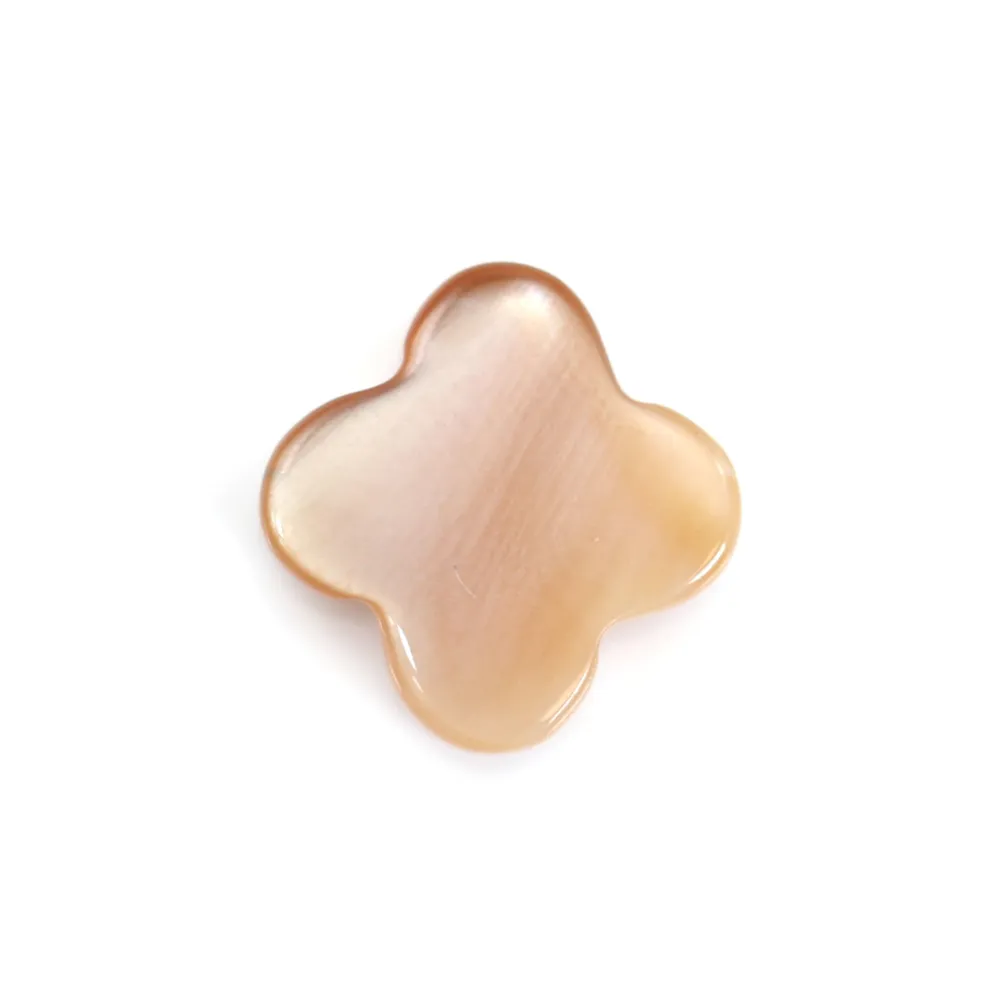 Nacre rose en forme de trèfle 10mm x 4 pcs