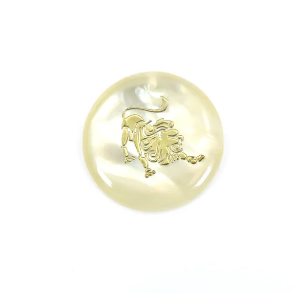 Pendant Taurus mother of pearl 20mm x 1pc