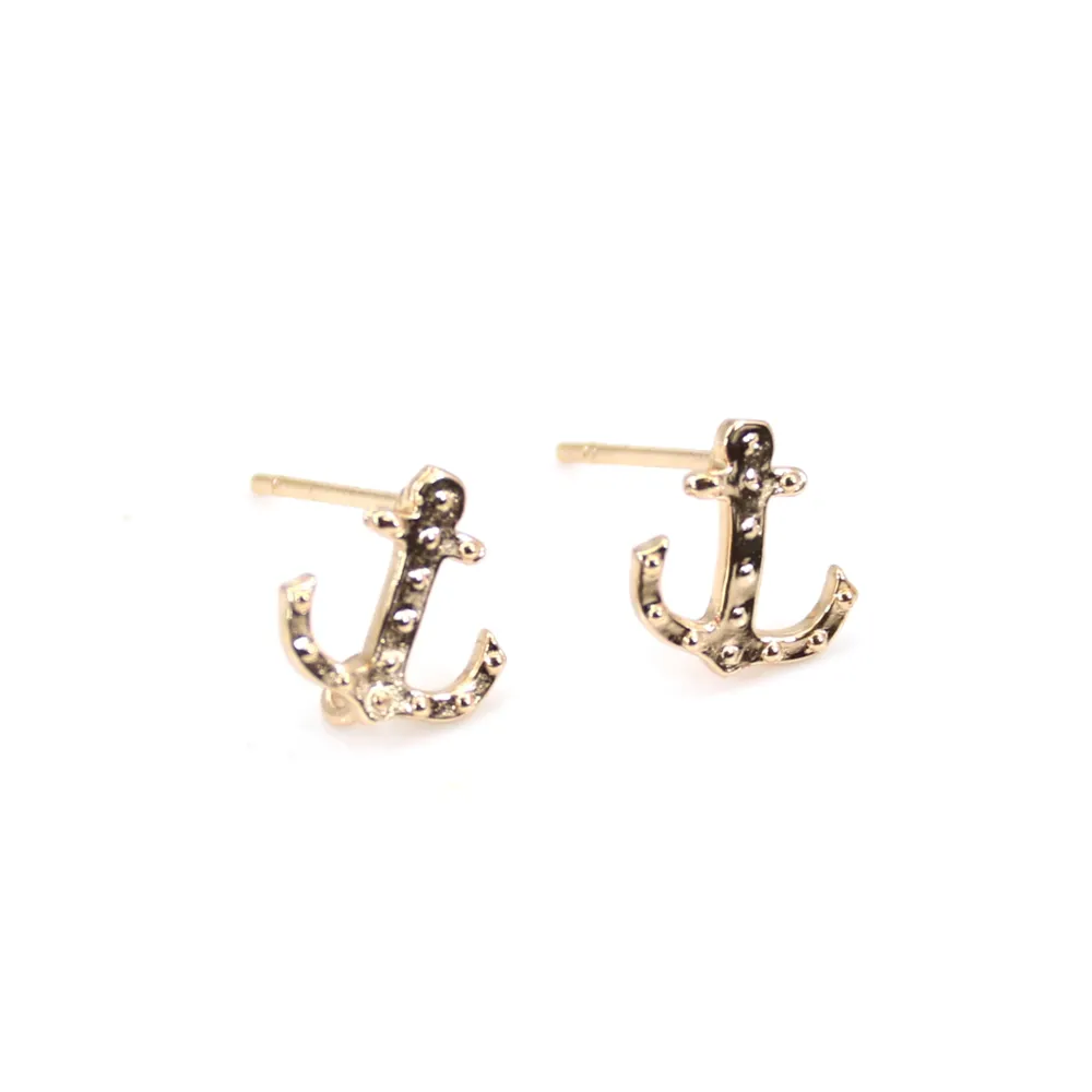 Clous d'oreille feuille plaqué par "flash" or sur laiton 8x14mm x 2pcs