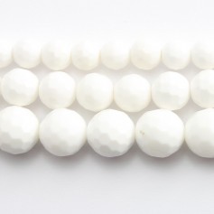 Clam Faceted Round