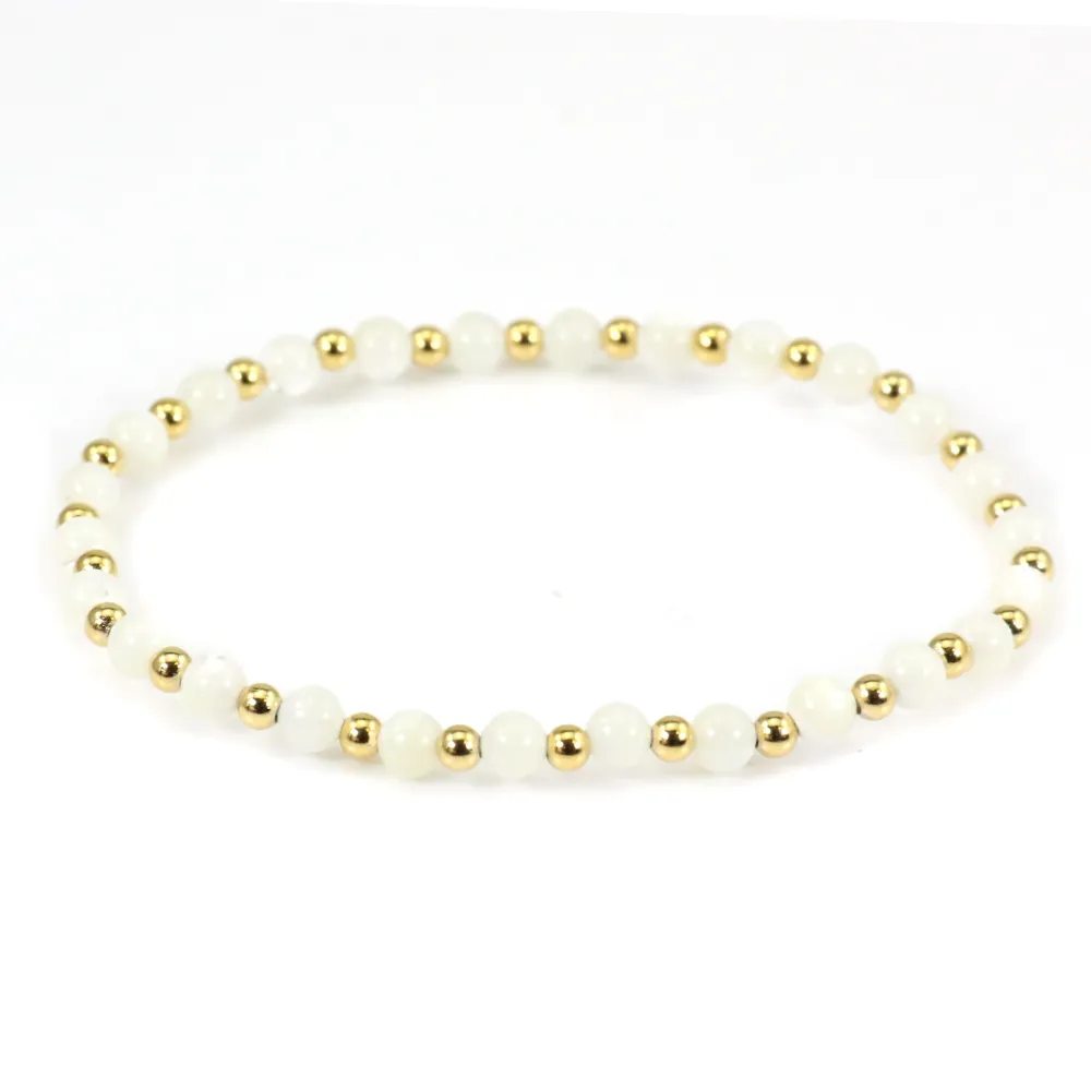 Bracelet nacre blanche 4mm, avec perles dorées x 1pc