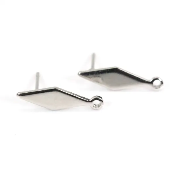 Clous d'oreille 4.5x14.5mm, plaqué par "flash" or sur laiton x 2pcs