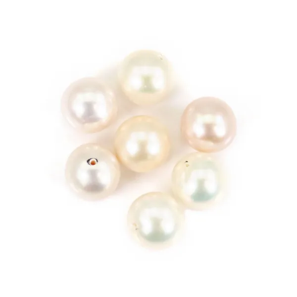 Pérola cultivada de água doce, branca semi-perfurada, redonda, 10-11 mm x 1 unidade