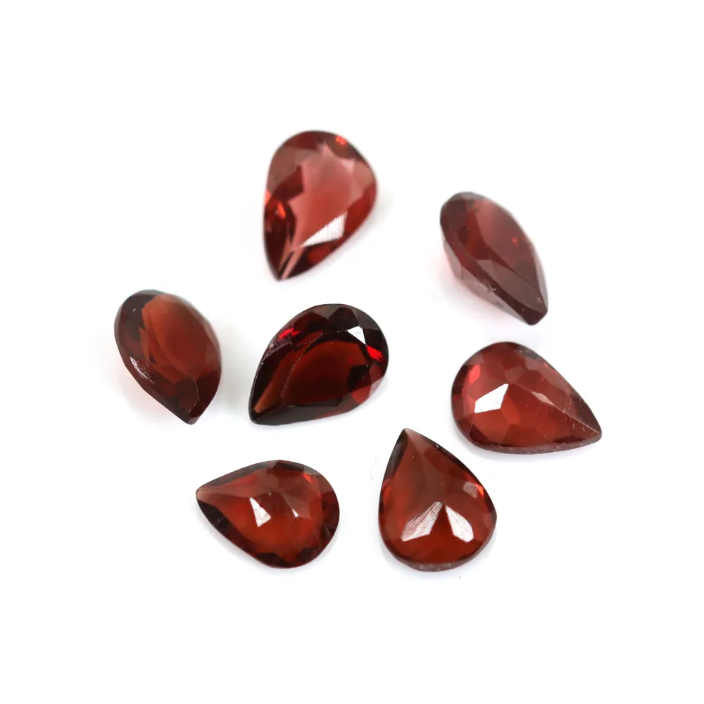 Grenat à sertir, taille poire 4x6mm x 1pc