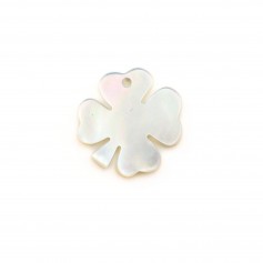 White mother-of-pearl four-leaf clover 10mm x 1pc