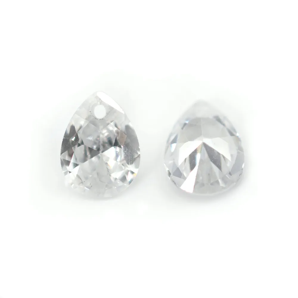 Goccia a pera in ossido di zirconio 4x6 mm x 2 pezzi