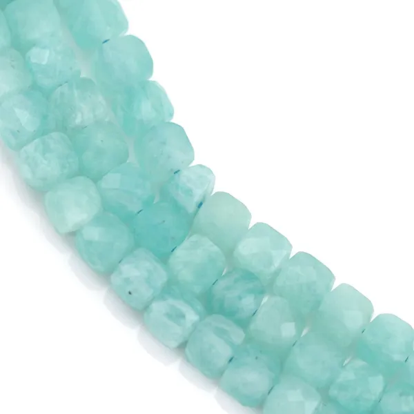 Amazonite du Pérou cube facetté 4.5mm x 38cm