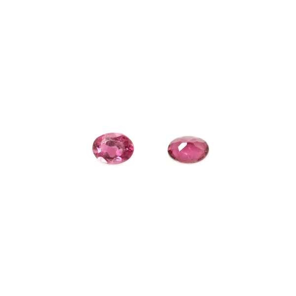 Turmalina rosa engastada, tamanho oval 3x4mm x 1 peça