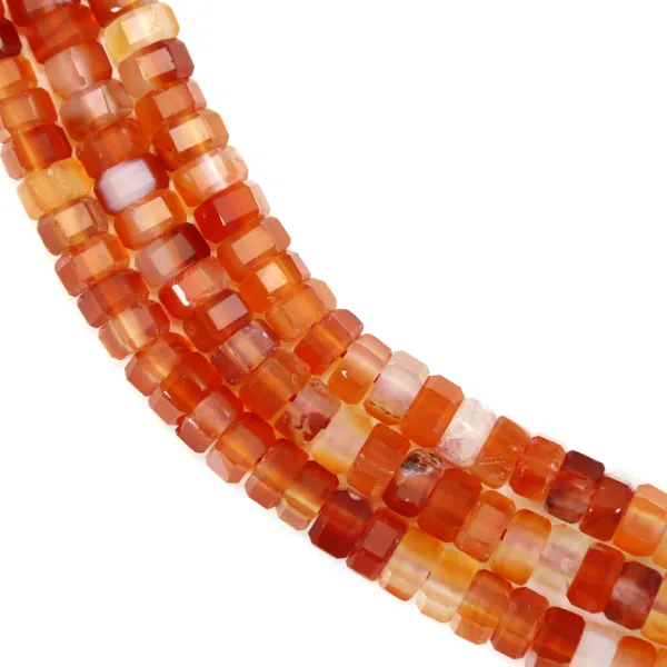 Cornalina redonda hexagonal facetada 3x6mm x 38cm