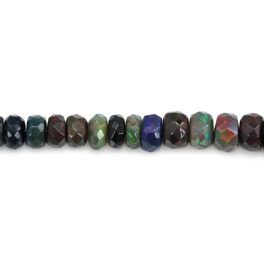 Äthiopischer schwarzer Opal, behandelt, facettierter Scheibendurchmesser 3.5-5.5mm x 40cm