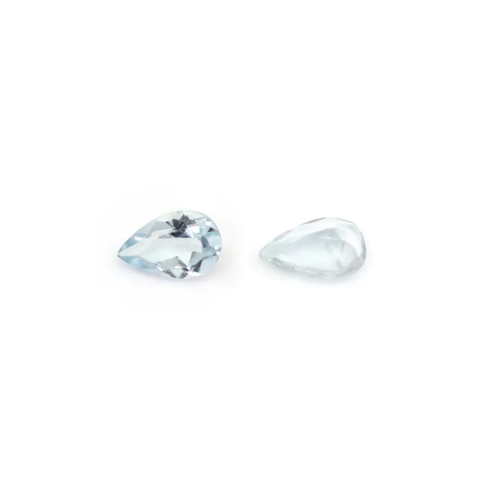 Aigue Marine à sertir, taille poire goutte 4x6mm x 1pc