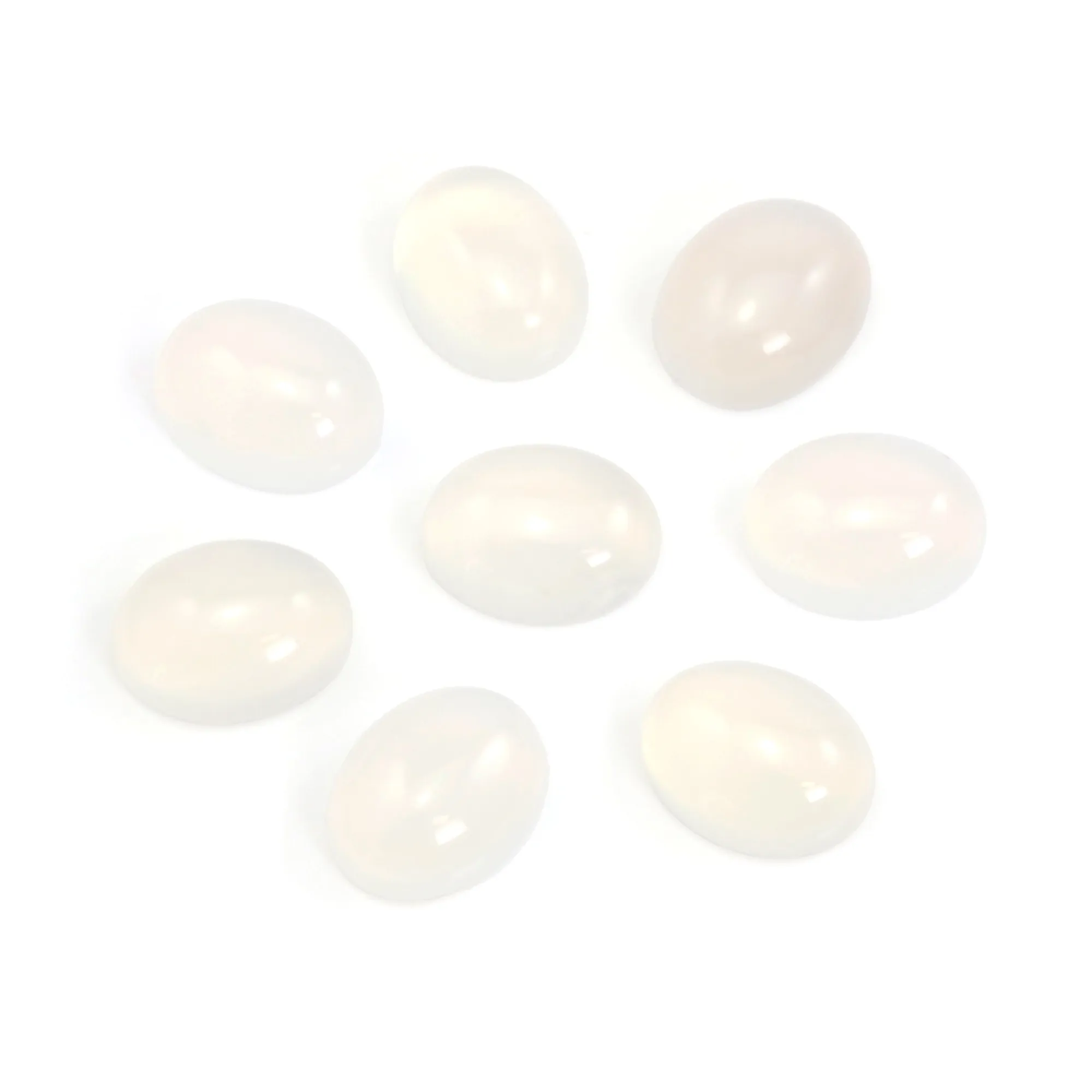 Lot De 25 Perles Anciennes En Agate Ou Quartz Blanc Opalin - Forme Olive/ovale, Reflet Nacré