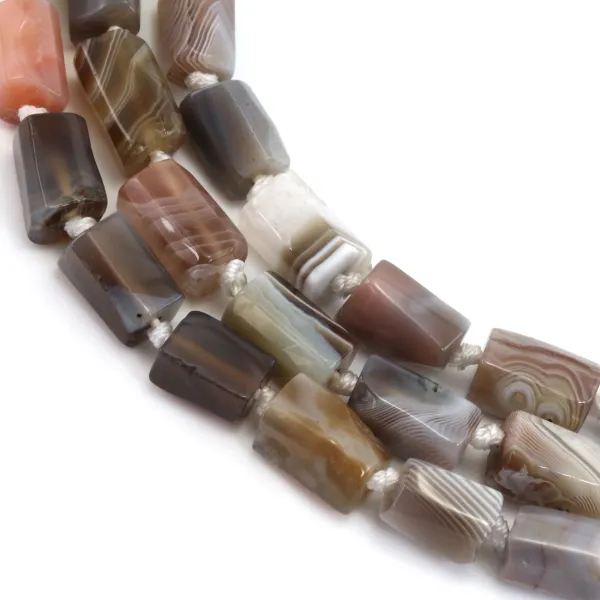 Agata del Botswana barocca 7x11mm x 39cm (27 pz)