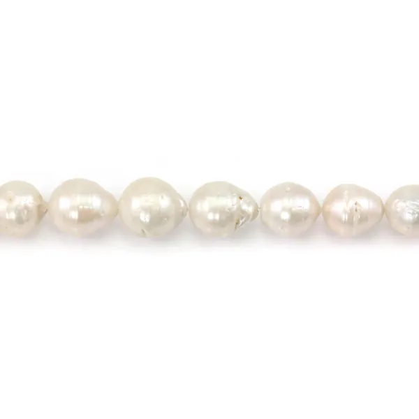 Freshwater cultured pearls, white, baroque, 13-16mm x 40cm