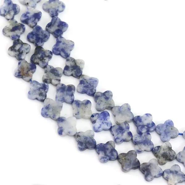 Blauer getupfter Jaspis Kleeblatt 7.5mm x 38cm