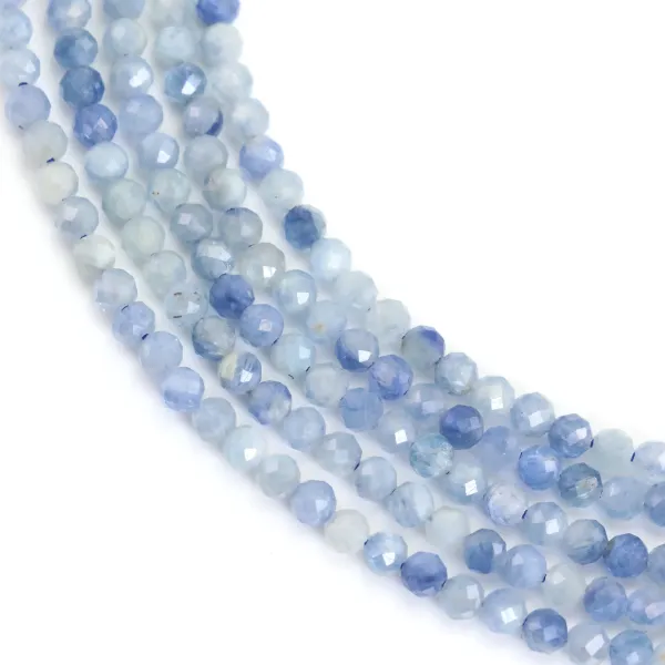 Cyanite de couleur bleu, de forme ronde facetté, 3mm x 39cm