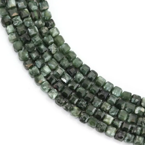 Cubo facetado de serafinita 3mm x 39cm