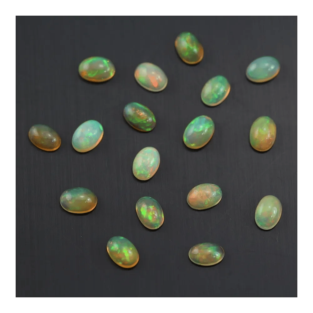 Cabochon opale ethiopian ovale 4x6mm x 1pc