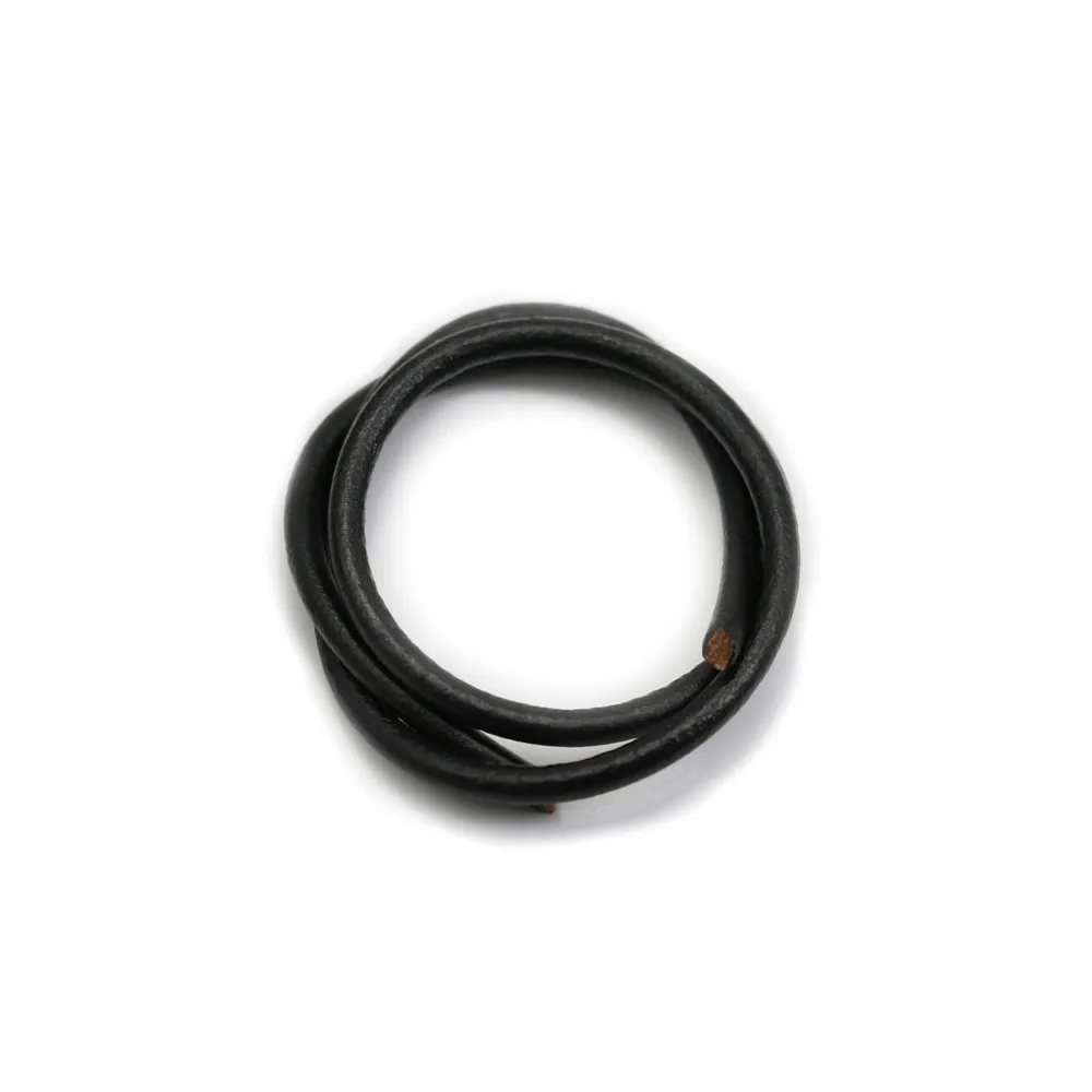 Fil en cuir 4mm pour collier  x 1pc