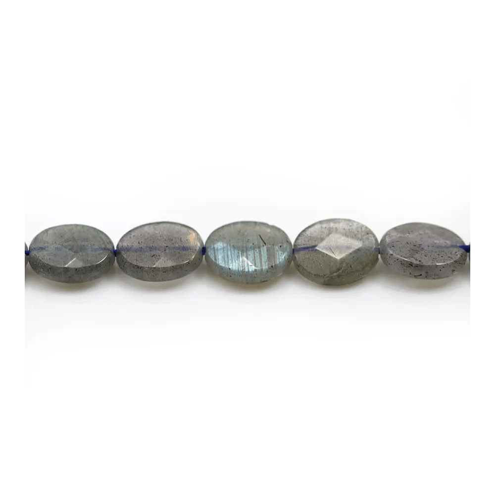 Labradorite gris de forme ovale facetté 8x10mm x 38cm