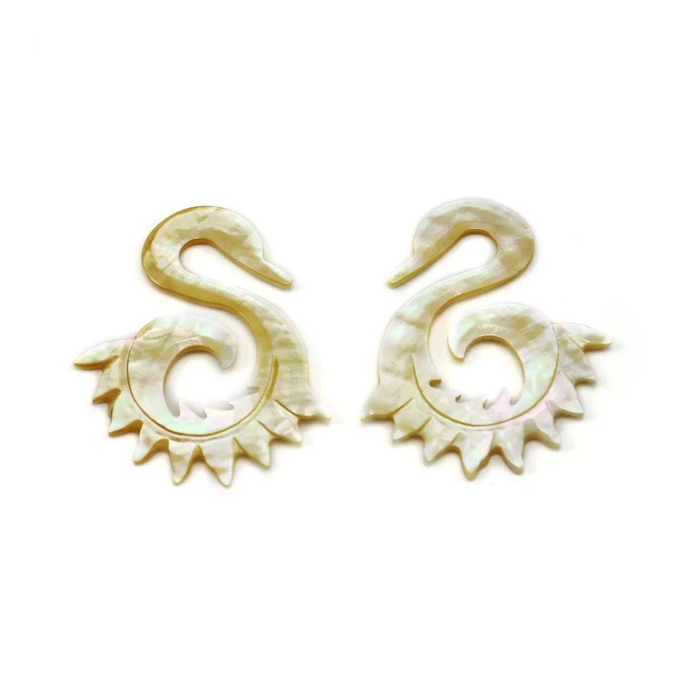 Nacre jaune coeur 26x48mm x 2pcs