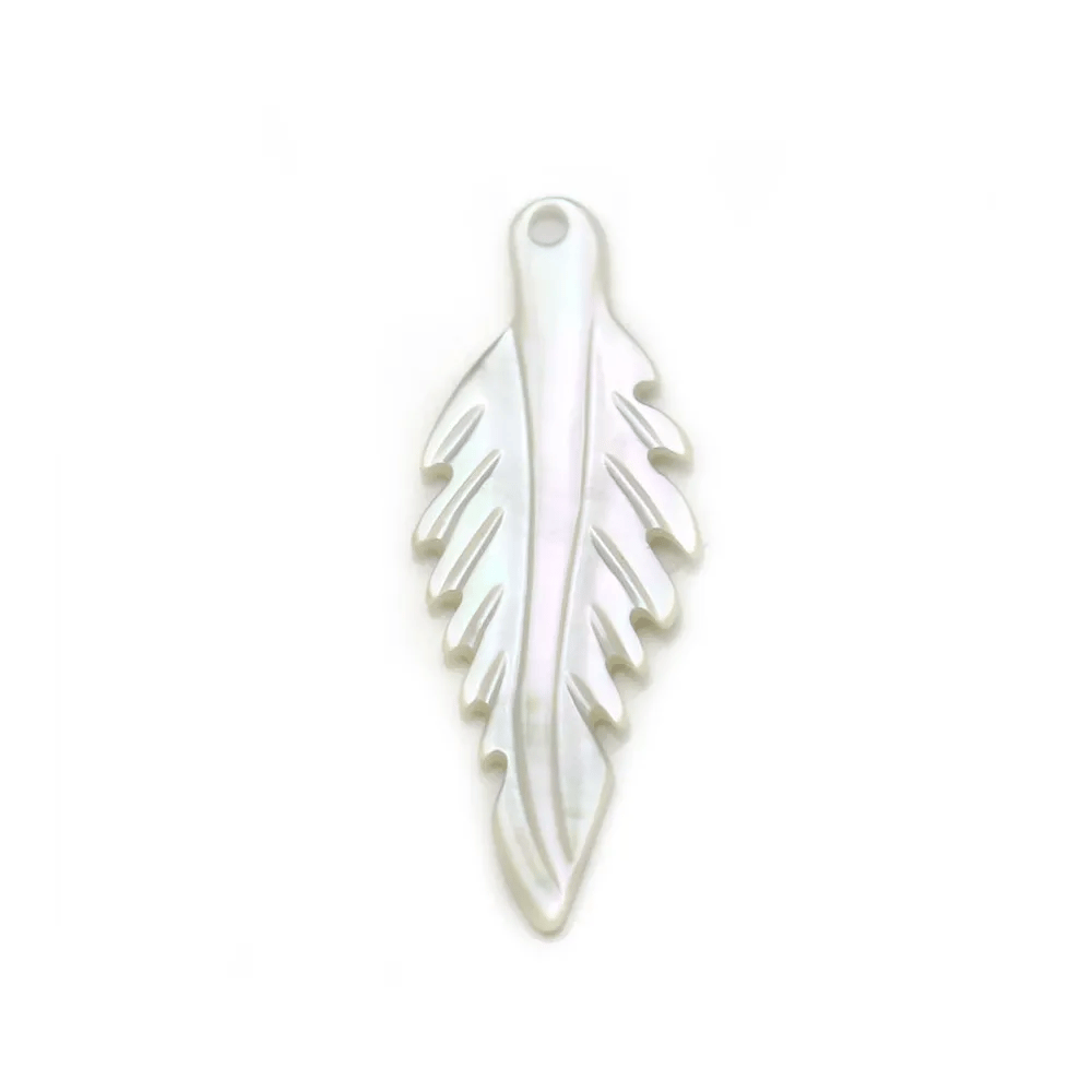 Nacre de couleur blanche, en forme de feuille, 8 * 20mm x 1pc