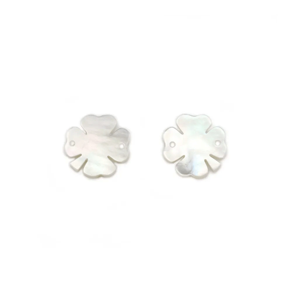 Nacre blanche en forme de trèfle à 4 feuilles 13mm x 1pc