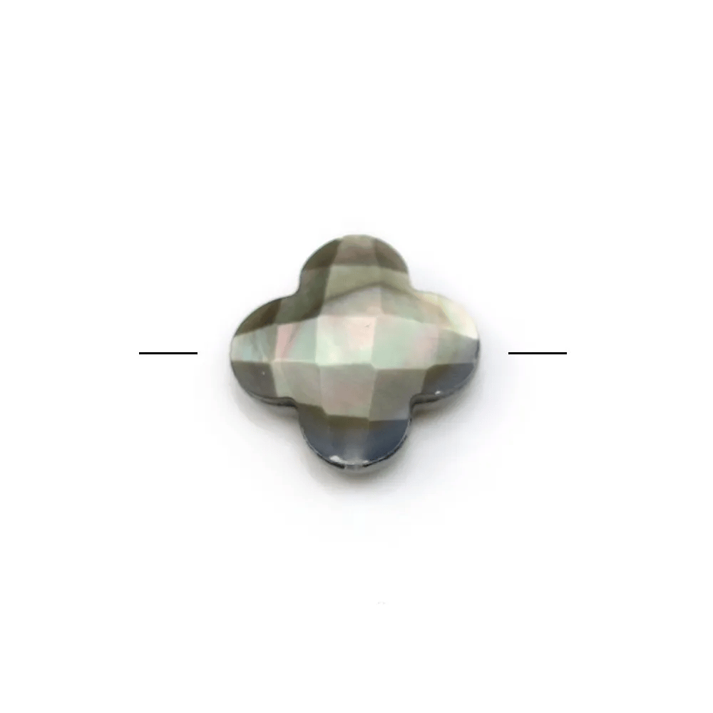 Gray mother-of-pearl faceted clover 22mm x 1pc