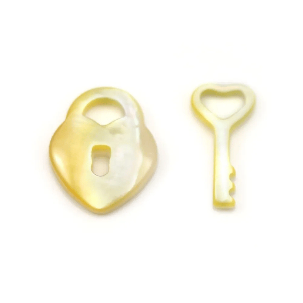 Nacre blanche en forme de lettre C x 1pc